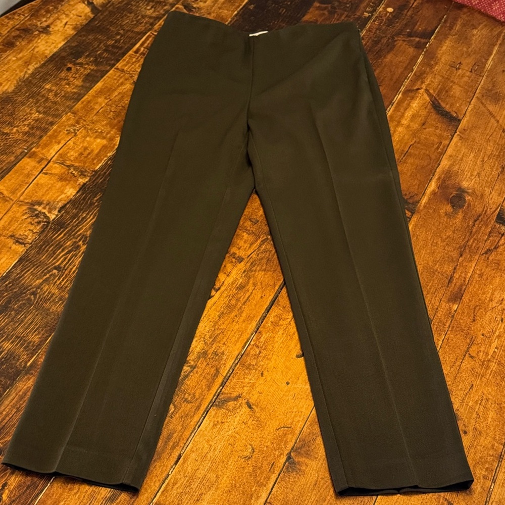 Talbots Women’s Heritage Olive Green  Stretchy Pants size 10P